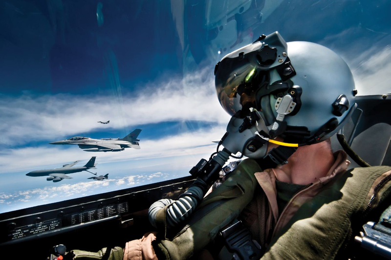 Illustration for article titled How To Win In A Dogfight: Stories From A Pilot Who Flew F-16s And MiGs